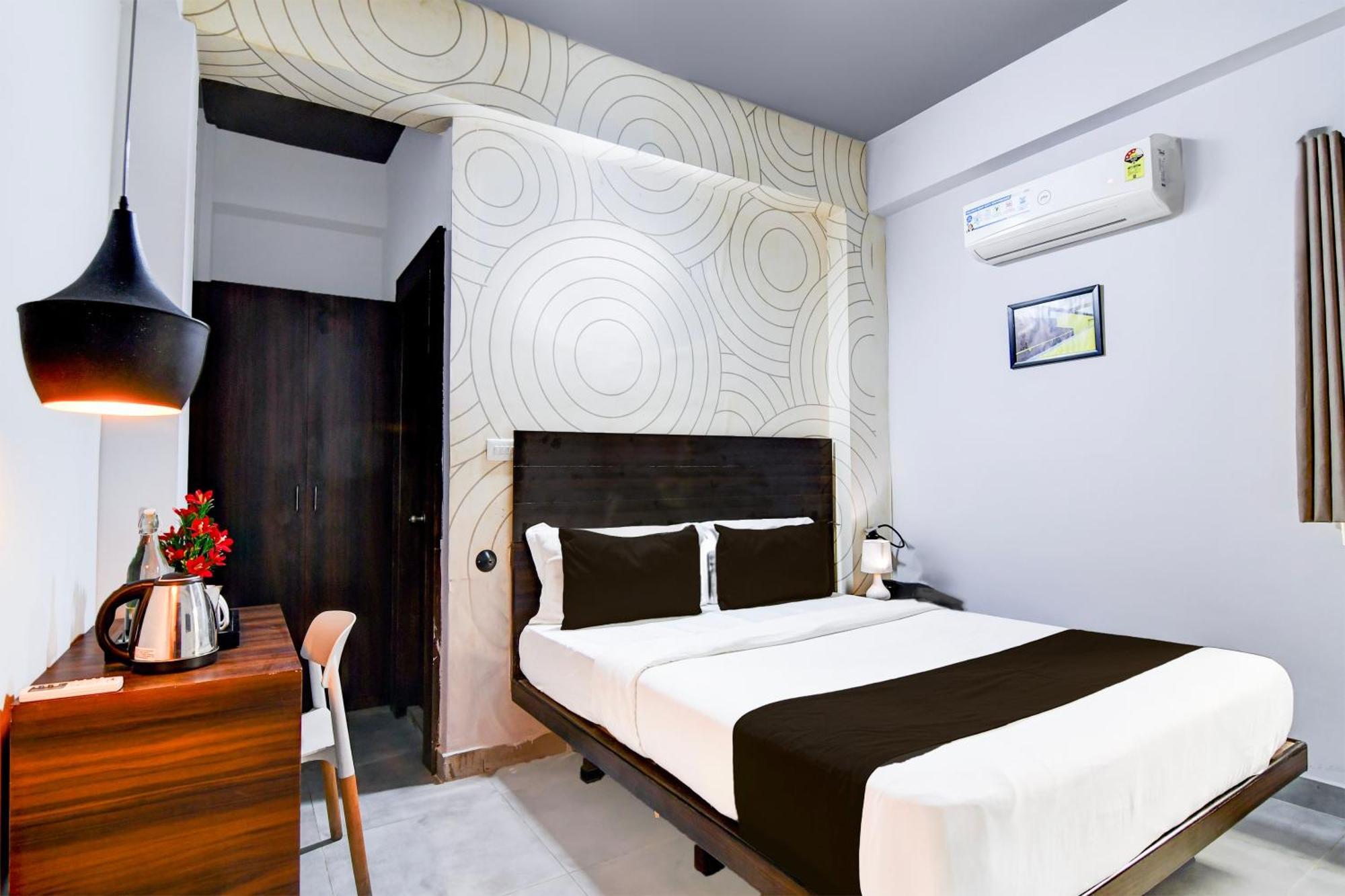 Super Townhouse Chandrasekharpur Бхубанешвара Экстерьер фото
