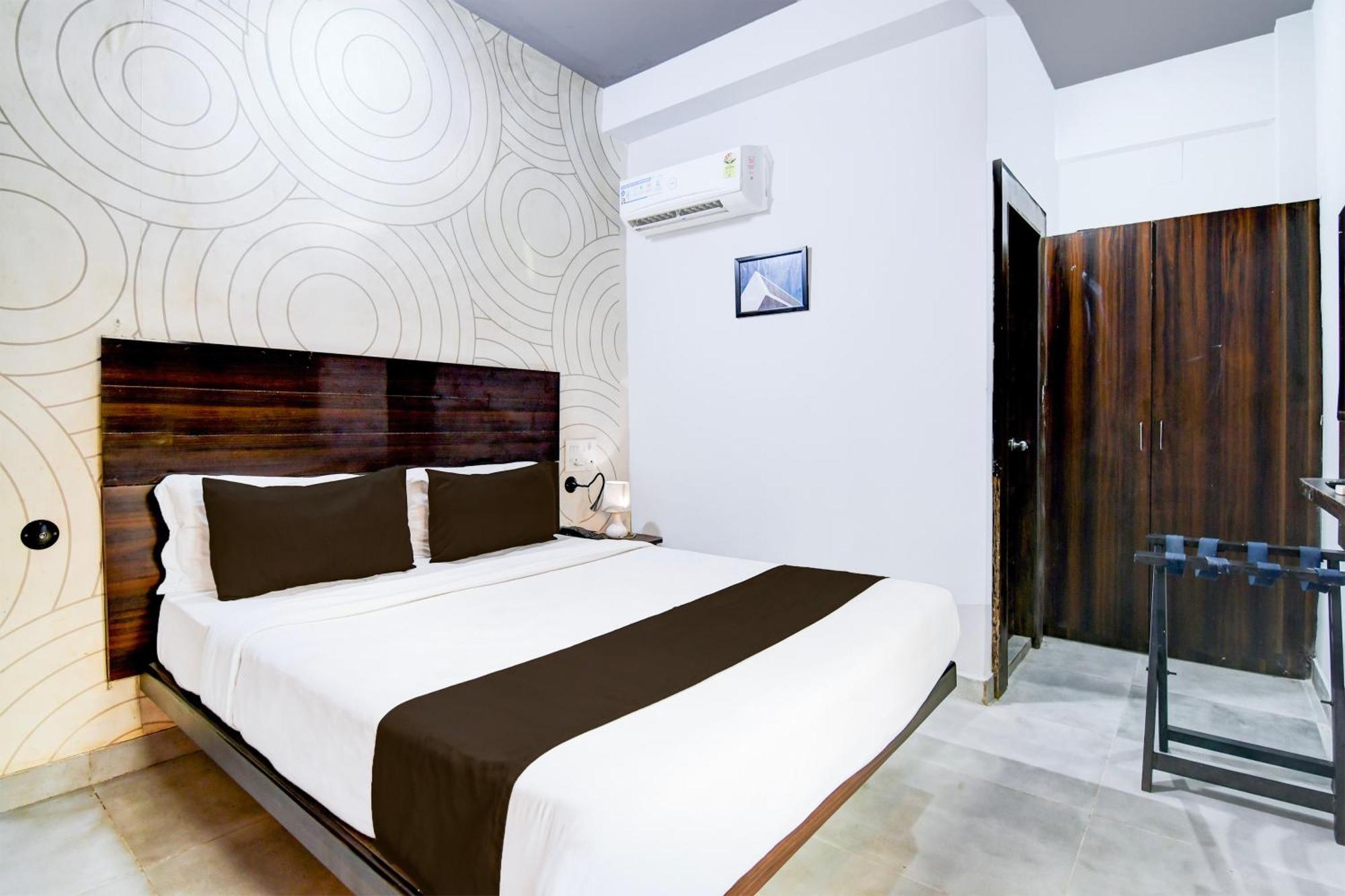 Super Townhouse Chandrasekharpur Бхубанешвара Экстерьер фото